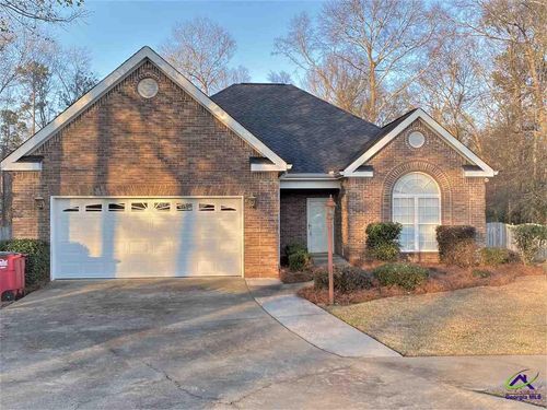 104 Village Walk, Centerville, GA, 31028-8522 | Card Image