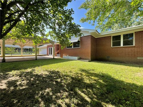 10109 3rd St, Plainview, AR, 72857-8891 | Card Image