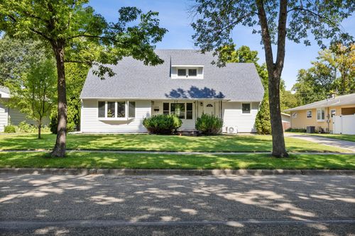 1418 21st Ave S, Moorhead, MN, 56560-5864 | Card Image