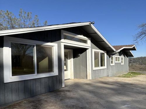 11572 Dead Horse Road, Grass Valley, CA, 95949 | Card Image