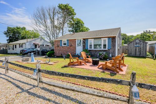 26 Wixon Rd, Dennis Port, MA, 02639-1538 | Card Image