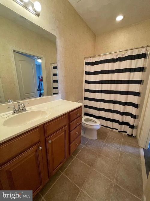 274 Old Course Loop, Cape Charles, VA, 23310-2377 | Card Image