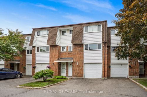 8-2296 Orient Park Dr, Ottawa, ON, K1B4N6 | Card Image