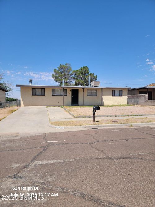 1624 Ralph Dr, Las Cruces, NM, 88001-5160 | Card Image