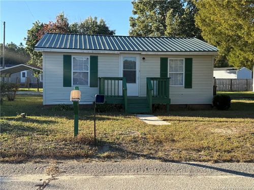 7395 3rd St, Wade, NC, 28395-8001 | Card Image