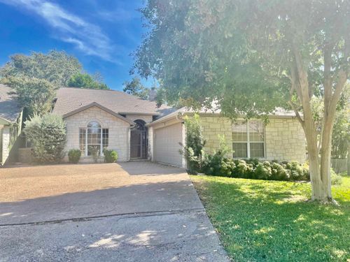 21 Augusta Dr, Meadowlakes, TX, 78654-6809 | Card Image