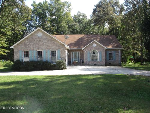 2155 Keno Dr, Crossville, TN, 38572-3457 | Card Image