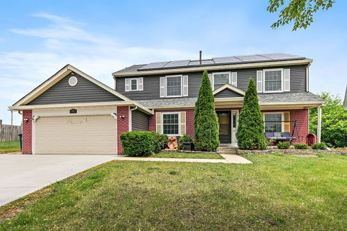 25 Magnolia Dr, Streamwood, IL, 60107-3307 | Card Image