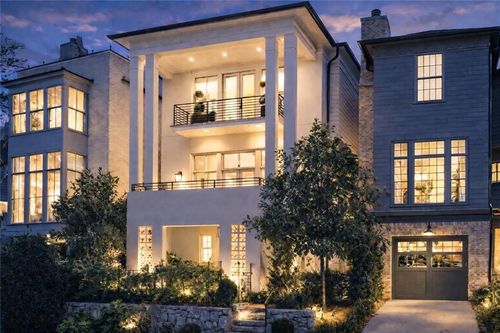 81 Delmont Drive, Atlanta, GA, 30305 | Card Image
