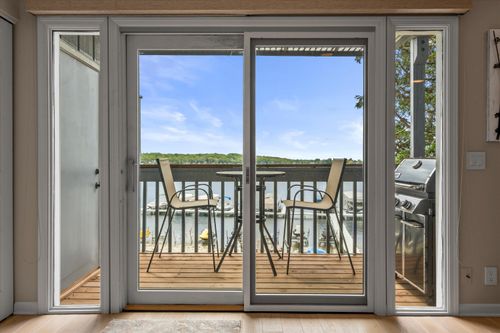 131 Lance Dr, Twin Lakes, WI, 53181-9629 | Card Image