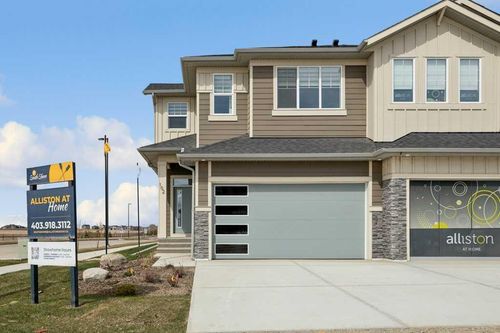 102 South Shore Court, Chestermere, AB, T1X2S2 | Card Image