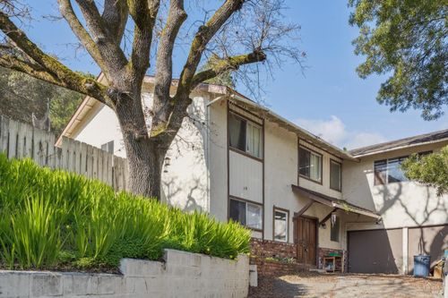 15 San Joaquin Pl, Novato, CA, 94947-1958 | Card Image