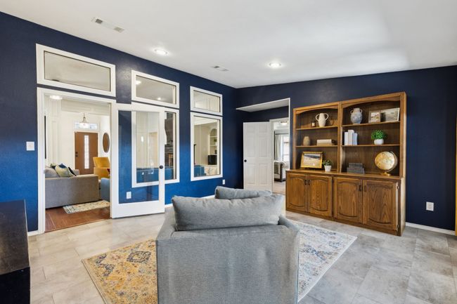 10216 Shadow Way, House other with 4 bedrooms, 3 bathrooms and null parking in Dallas TX | Image 20