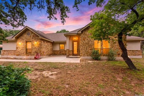205 Sendera Xing, La Vernia, TX, 78121 | Card Image