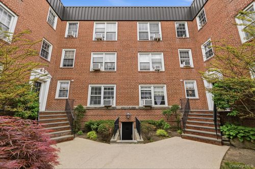 1f-230 Central Ave, Lawrence, NY, 11559-1564 | Card Image