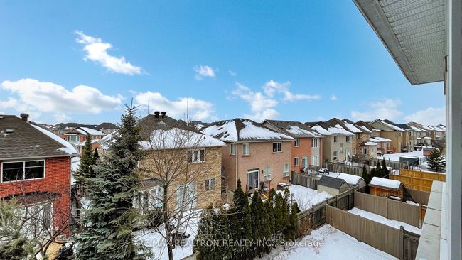 16 Eastern Skies Way, House attached with 3 bedrooms, 4 bathrooms and 1 parking in Markham ON | Image 45