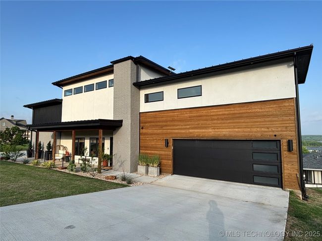 12204 Pacific Cir, House other with 3 bedrooms, 3 bathrooms and null parking in Sperry OK | Image 42