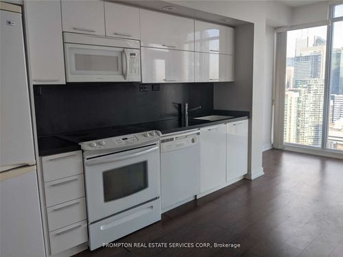 4002-25 Capreol Crt, Toronto, ON, M5V3Z7 | Card Image