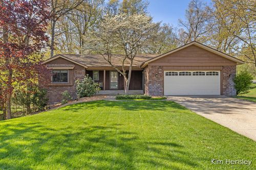 2012 Timberview Drive Ne, Grand Rapids, MI, 49525 | Card Image
