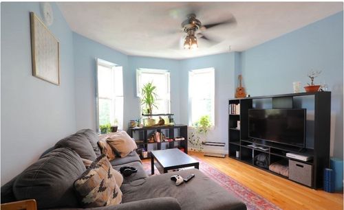 401-1411 Commonwealth Ave, Boston, MA, 02135-6246 | Card Image