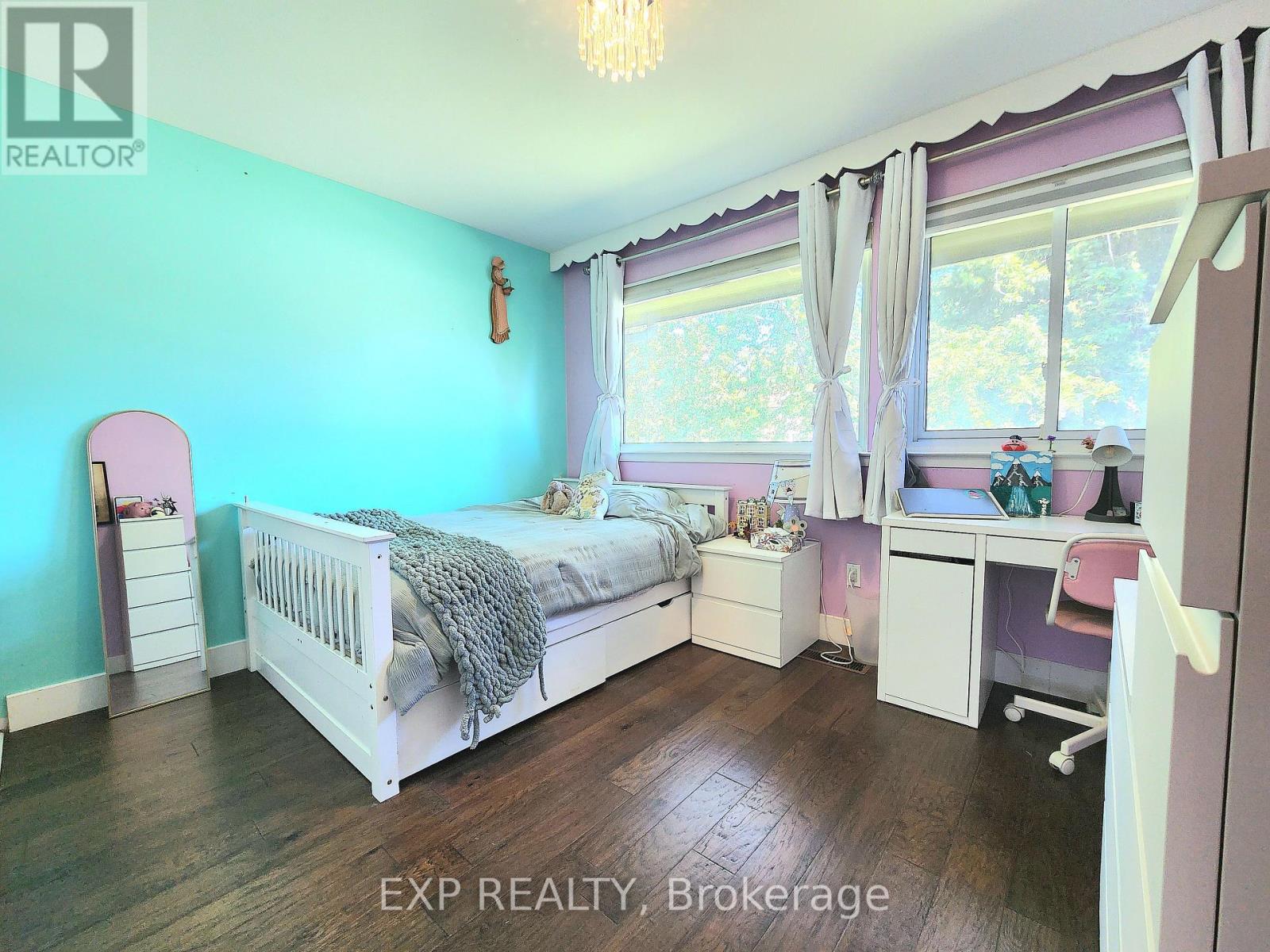 Residential in Mississauga (Meadowvale) 5