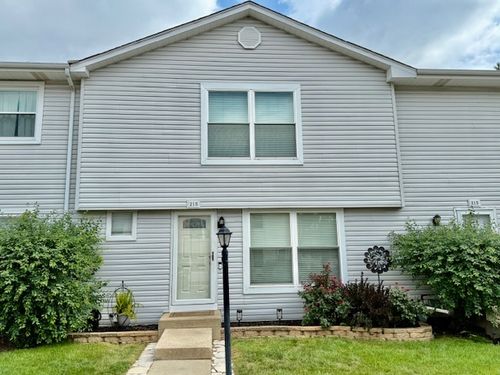 215-215 Raintree Ct, Aurora, IL, 60504-2005 | Card Image