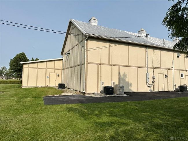 3155 S State Route 48, House other with 4 bedrooms, 3 bathrooms and null parking in Ludlow Falls OH | Image 43