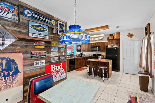 410 Forest Dr, College Station, TX, 77840-2080 | Card Image