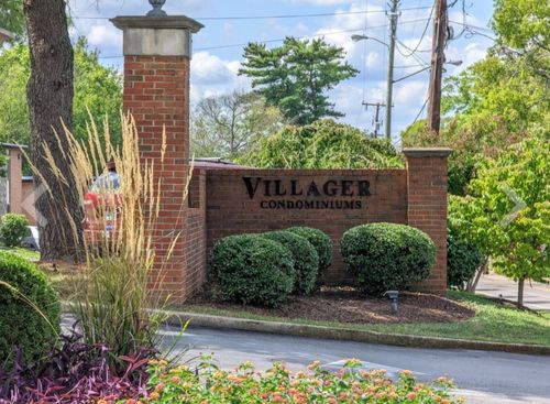 2601 Hillsboro Pike, Nashville, TN, 37212-5600 | Card Image