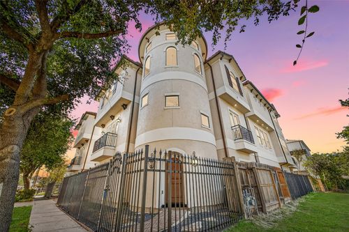 4611 Inker St, Houston, TX, 77007-3433 | Card Image