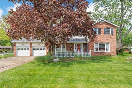 25924 Melibee Dr, Westlake, OH, 44145-5461 | Card Image