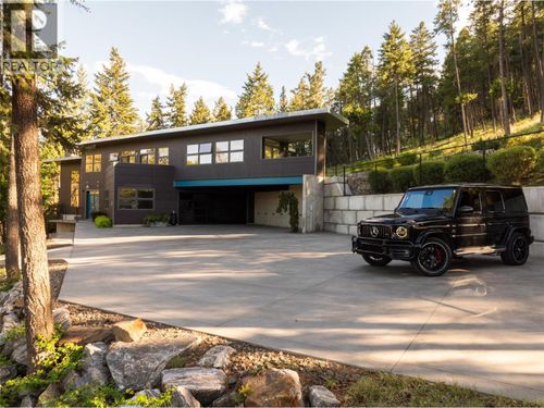 324 Clifton Rd, Kelowna, BC, V1V1A5 | Card Image