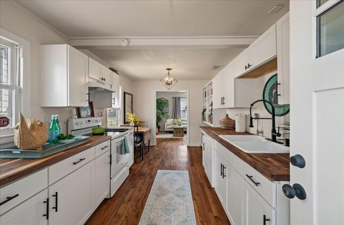 5539 Blackwell Ave, North Charleston, SC, 29406-3312 | Card Image