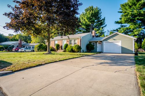 444 Knollwood Dr, Woonsocket, RI, 02895-2608 | Card Image