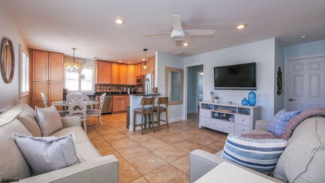 APT-10 - 9506 Ventnor Ave, Condo with 2 bedrooms, 2 bathrooms and null parking in MARGATE CITY NJ | Image 7