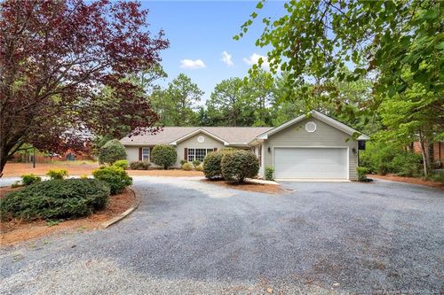 173 Pine Lake Dr, Whispering Pines, NC, 28327-9372 | Card Image