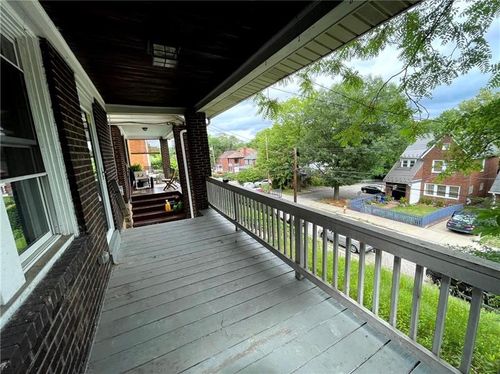 132 Oakview Ave, Pittsburgh, PA, 15218-1508 | Card Image