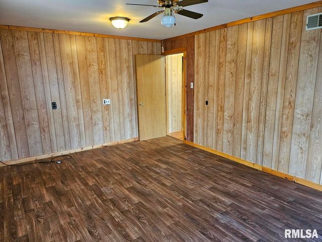 13973 Halliday Rd, Home with 2 bedrooms, 1 bathrooms and null parking in Plainview IL | Image 30