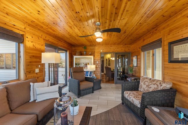 904 W Chicory Ln, House other with 5 bedrooms, 5 bathrooms and null parking in Sioux Falls SD | Image 17