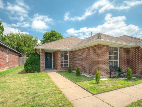 12317 Nw 3rd St, Yukon, OK, 73099-6458 | Card Image