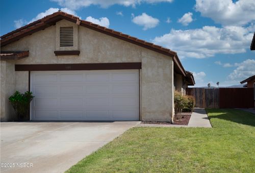 606 Summerwood Ln, Lompoc, CA, 93436-3322 | Card Image
