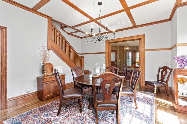 Dining room - unit 831 | Image 15