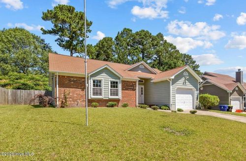 2625 Idlebrook Cir, Midway Park, NC, 28544-1637 | Card Image