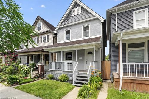 39 Beechwood Ave, Hamilton, ON, L8L2S5 | Card Image