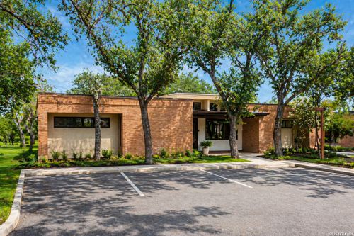 202a-13438 Bandera Rd, Helotes, TX, 78023-3932 | Card Image