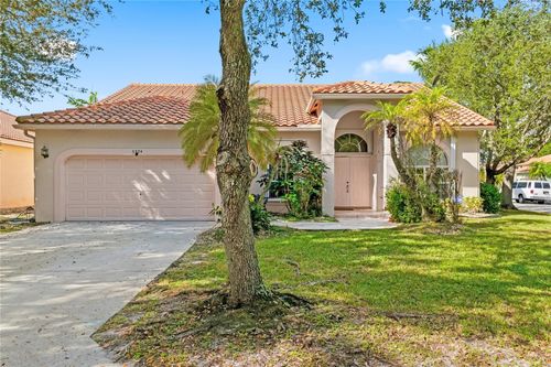 5374 Nw 57th Ave, Coral Springs, FL, 33067-3506 | Card Image