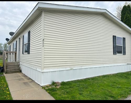 411 N Park Dr, Glenwood, IL, 60425-1244 | Card Image