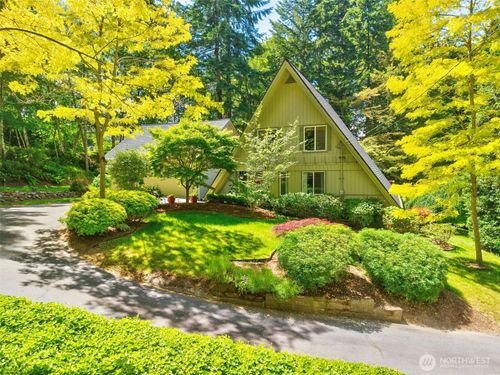 8621 Nw Anderson Hill Rd, Silverdale, WA, 98383-9309 | Card Image