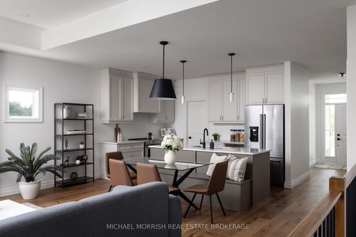 20-279 Boardwalk Way, Dorchester, ON, N0L1G2 | Card Image