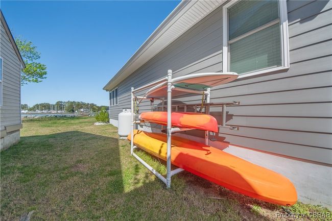 707 Riverside Dr, House other with 3 bedrooms, 2 bathrooms and null parking in Deltaville VA | Image 19